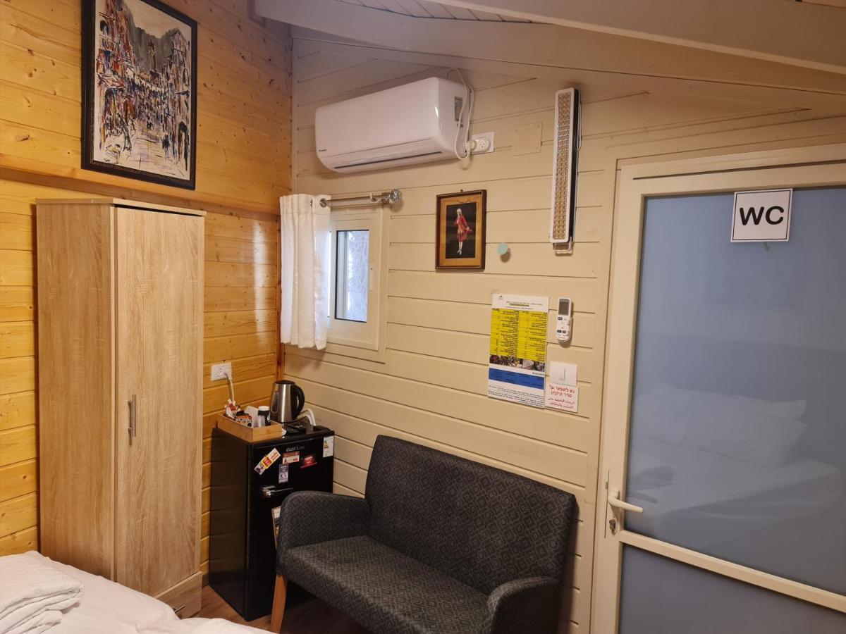 Vida Bhermon 2, One Small Wooden Cabin Madżdal Szams Zewnętrze zdjęcie